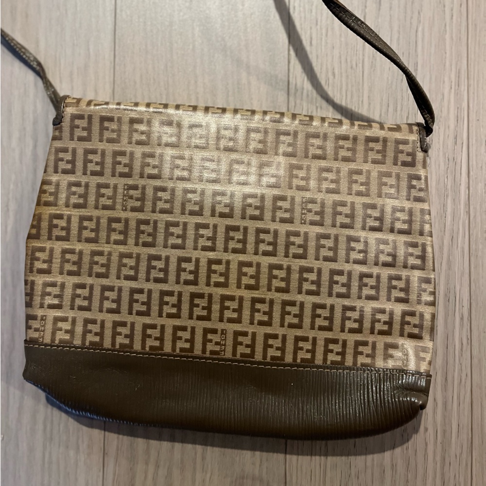 Vintage Fendi bag - Picture 3 of 6